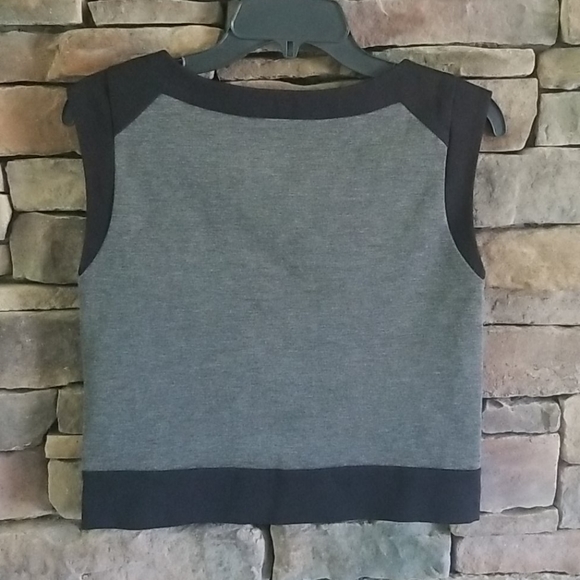 Banana Republic Top. New with Tags. - Picture 2 of 6